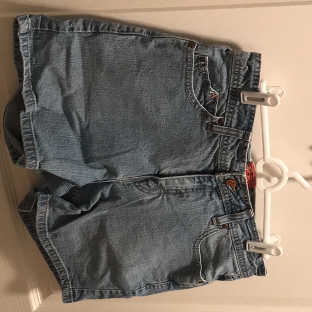 Levi’s Jean Shorts Sz 10 Stretchy (EUC)